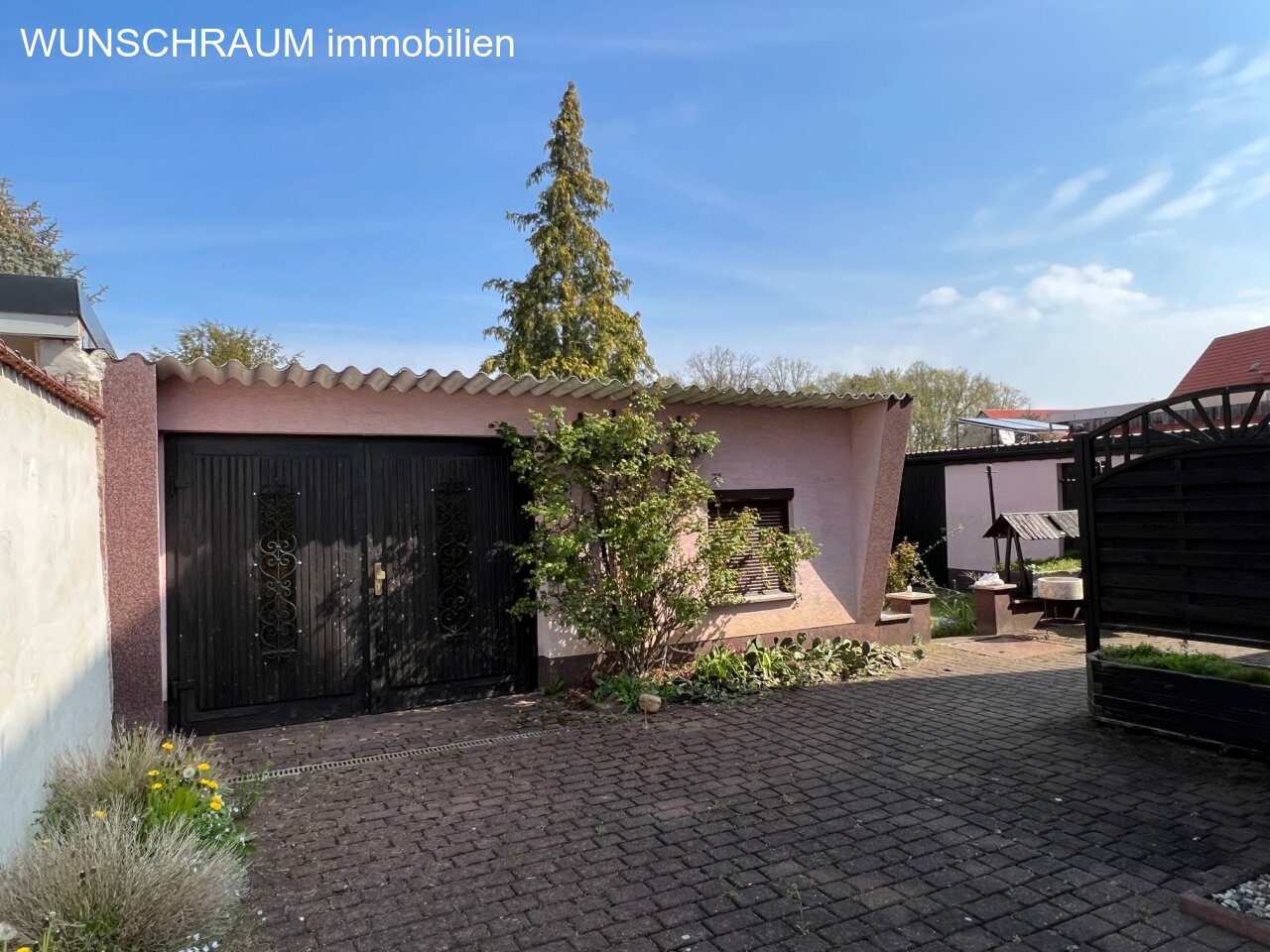 Garage Innenhof