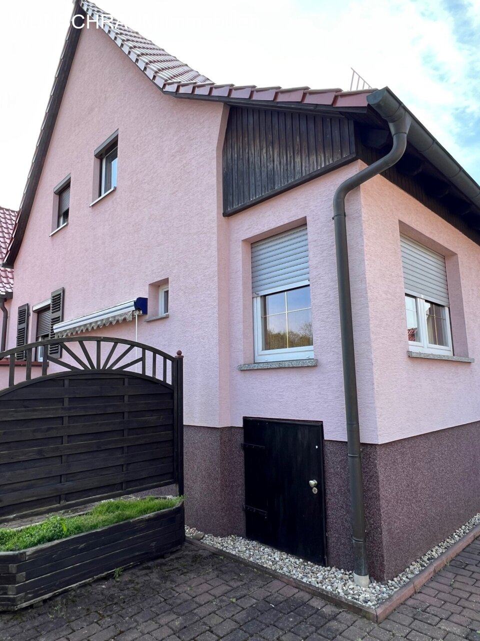 Hausansicht Gartenseite Markise